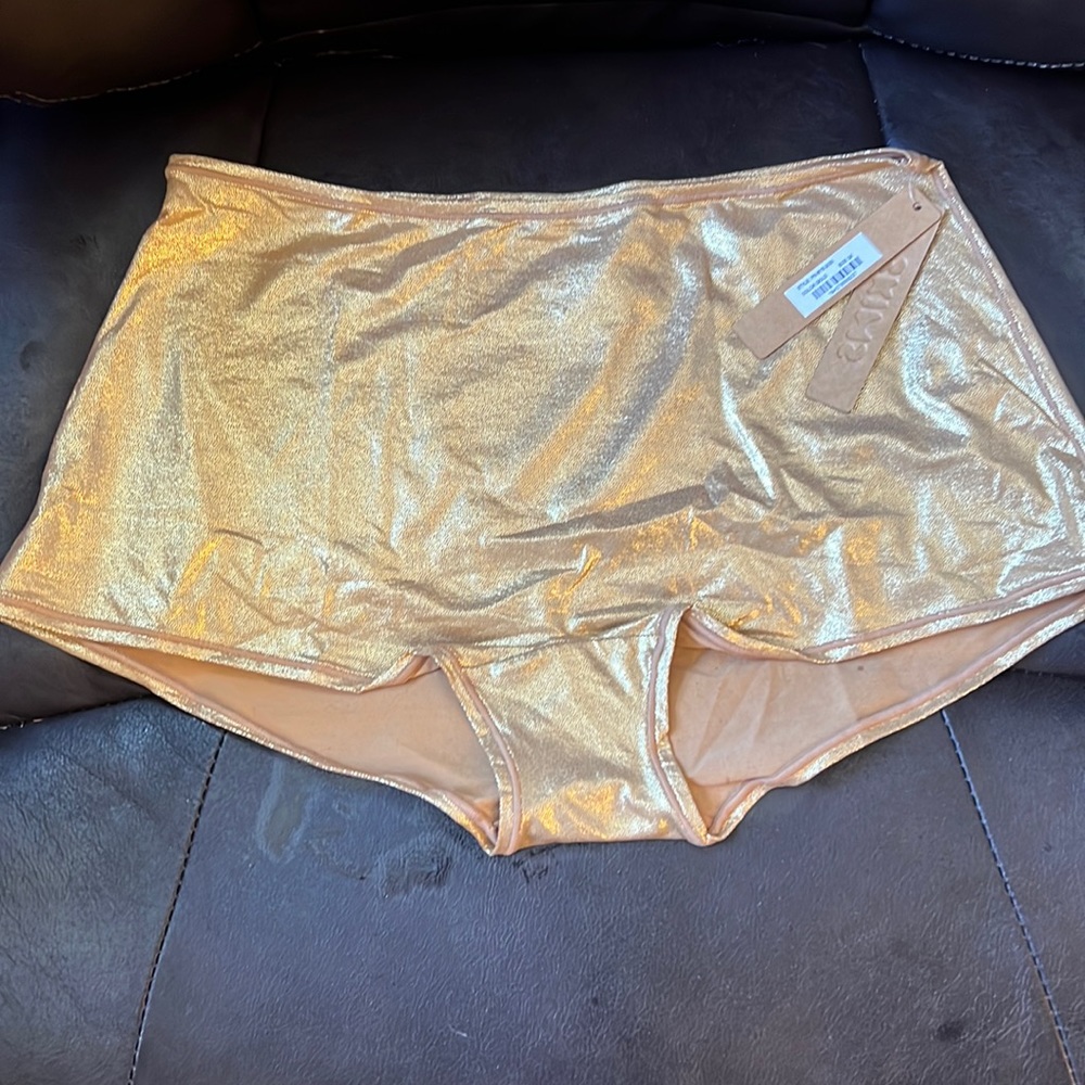 SKIMS good metallic boy short size 3x NWT - Picture 1 of 2